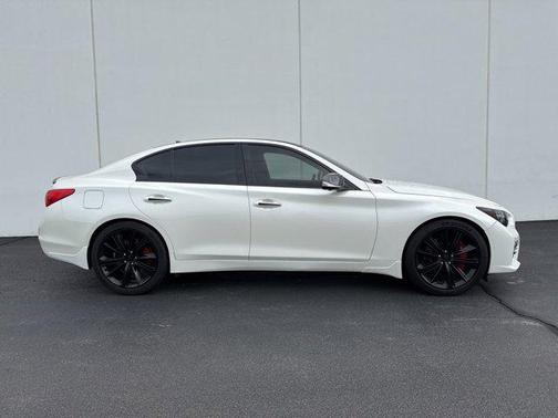 2017 INFINITI Q50 3.0t RED SPORT 400