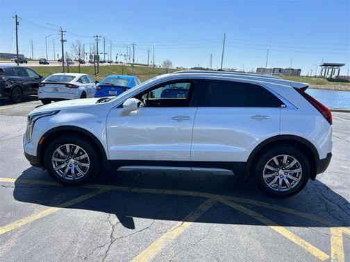 2019 Cadillac XT4 Premium Luxury