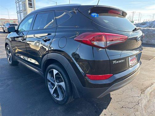 2016 Hyundai TUCSON Sport