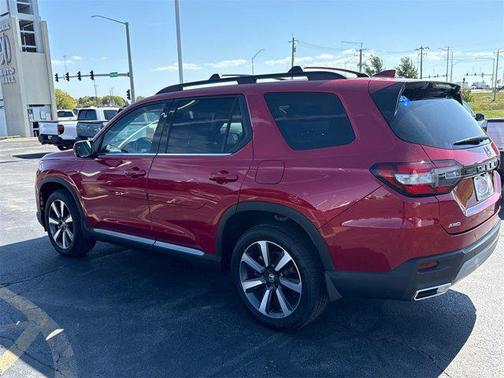 2024 Honda Pilot Touring 8-Passenger