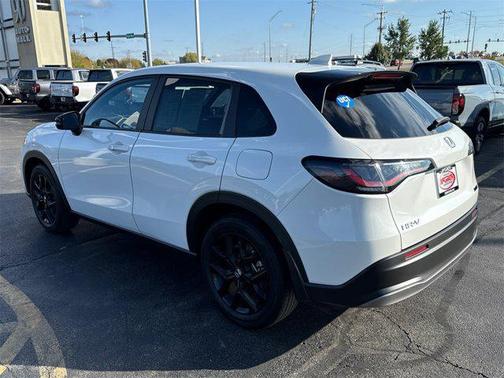 2024 Honda HR-V 2WD Sport