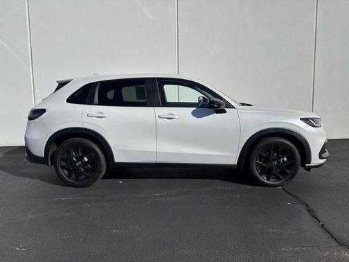 2024 Honda HR-V 2WD Sport