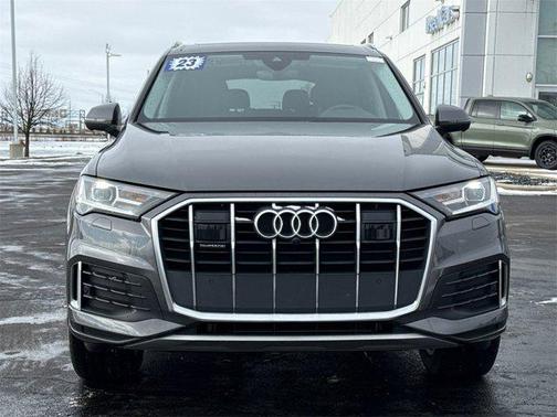 2023 Audi Q7 45 Premium