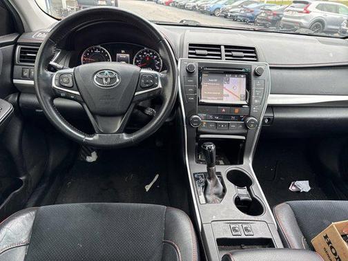 2016 Toyota Camry XSE
