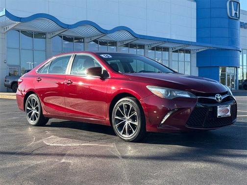 2016 Toyota Camry XSE