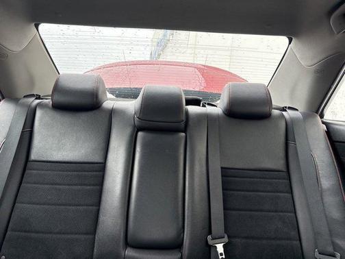 2016 Toyota Camry XSE