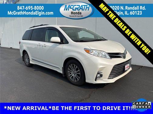 2019 Toyota Sienna XLE
