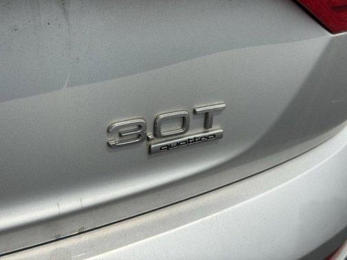 2014 Audi Q7 3.0T S line Prestige