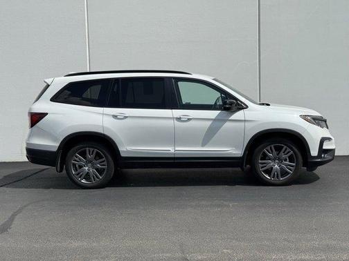 2022 Honda Pilot AWD Sport