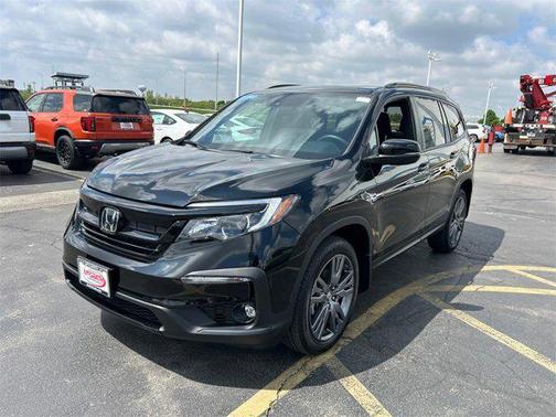 2022 Honda Pilot AWD Sport