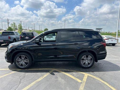 2022 Honda Pilot AWD Sport
