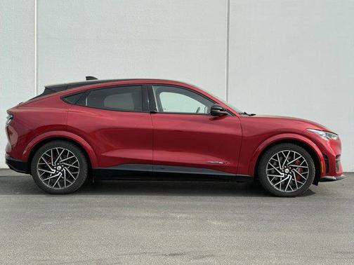 2022 Ford Mustang Mach-E GT