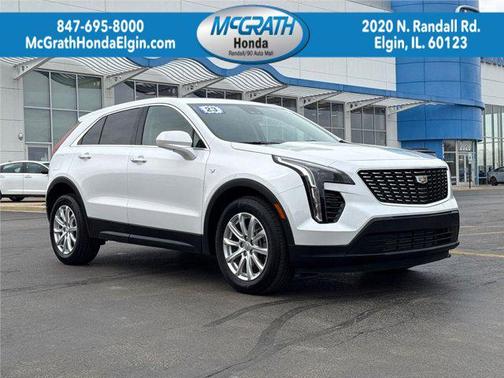 Crystal White Tricoat 2023 Cadillac XT4 Luxury