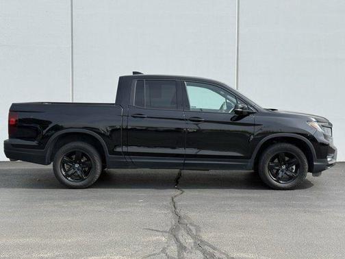 2022 Honda Ridgeline Black