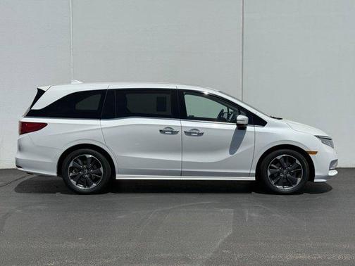2022 Honda Odyssey Elite