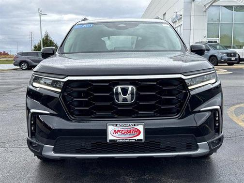 2023 Honda Pilot Touring 8-Passenger