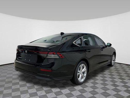 2025 Honda Accord LX 1.5T
