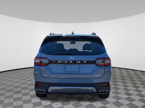 2026 Honda Pilot Touring 8-Passenger