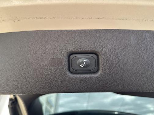 Confidential White 3C (Tri-Coat) 2016 Lincoln MKX Black Label