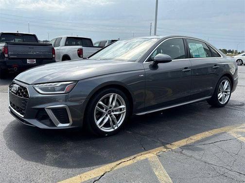 2022 Audi A4 45 S line Premium Plus