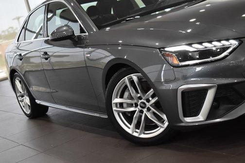 2022 Audi A4 45 S line Premium Plus
