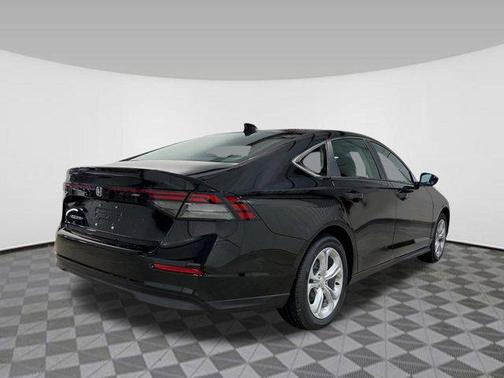 2025 Honda Accord LX 1.5T