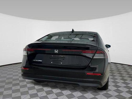 2025 Honda Accord LX 1.5T