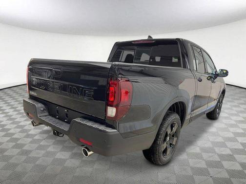Crystal Black Pearl 2026 Honda Ridgeline Black