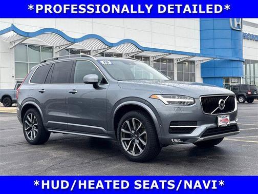 2019 Volvo XC90 T6 Momentum