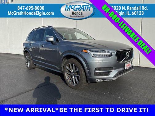 2019 Volvo XC90 T6 Momentum