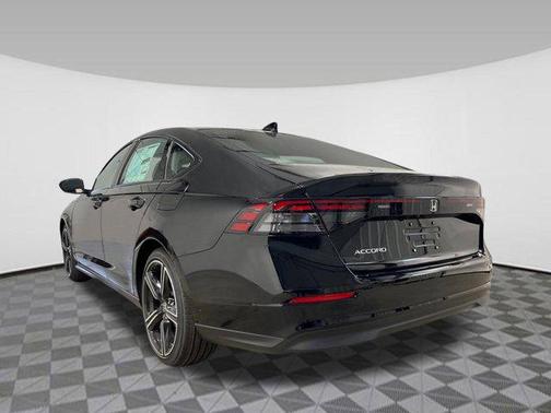 Crystal Black Pearl 2026 Honda Accord SE
