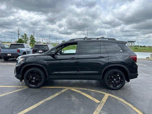 2024 Honda Passport AWD Black