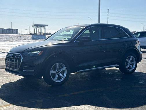 2023 Audi Q5 40 Premium