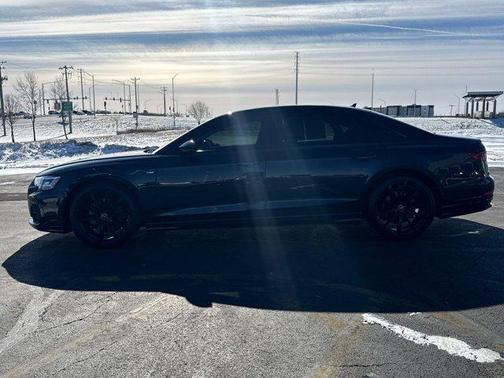 2022 Audi A8 L 55 TFSI quattro Tiptronic