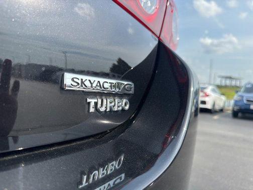 2022 Mazda Mazda3 AWD w/Premium Package