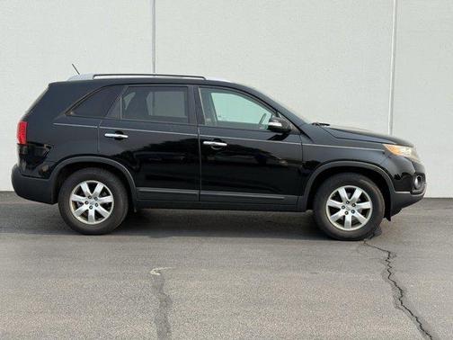 2012 Kia Sorento LX