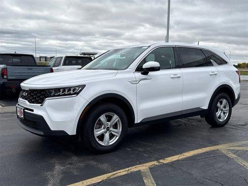 2022 Kia Sorento LX
