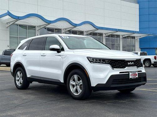 2022 Kia Sorento LX