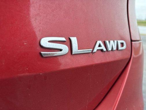 2016 Nissan Rogue SL