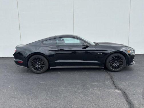 2015 Ford Mustang GT Premium