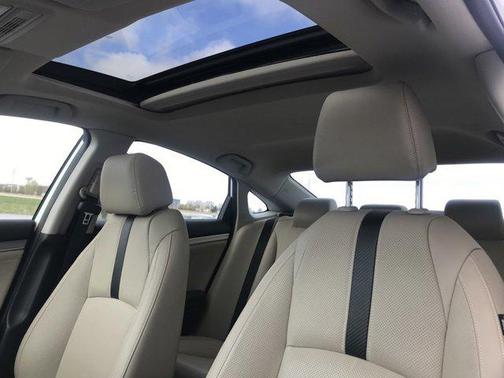 2018 Honda Civic EX-L w/Navi