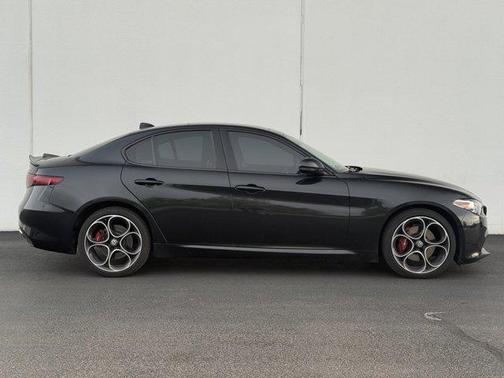 2020 Alfa Romeo Giulia Ti Sport