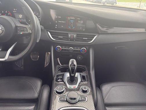 2020 Alfa Romeo Giulia Ti Sport