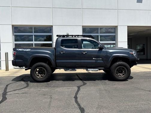 Magnetic Gray Metallic 2022 Toyota Tacoma TRD Sport
