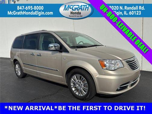 2014 Chrysler Town & Country Touring-L