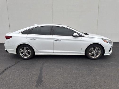 2018 Hyundai SONATA Limited