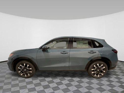Nordic Forest Pearl 2027 Honda HR-V EX-L