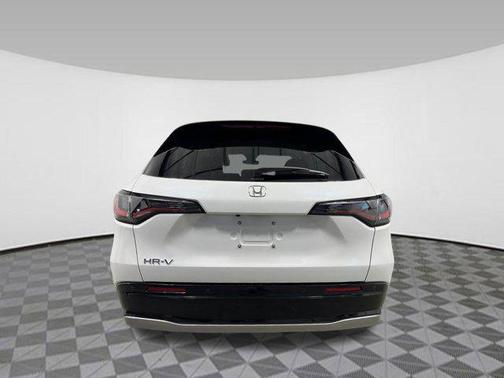 Platinum White Pearl 2026 Honda HR-V EX-L