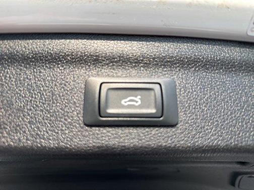 2022 Audi Q3 45 S line Premium Plus