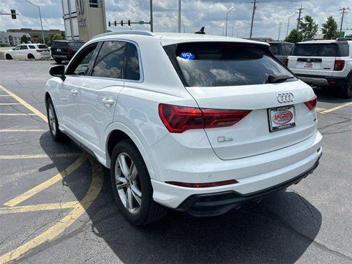 2022 Audi Q3 45 S line Premium Plus